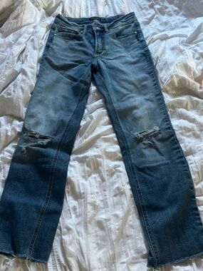 Silver Jeans Co. Women’s Distressed Blue Mid Rise Straight Jeans